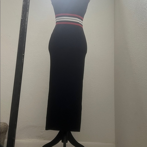 Lauren Ralph Lauren Black Dress – SP – Scoop Neck, Striped Waistband - Picture 9 of 12